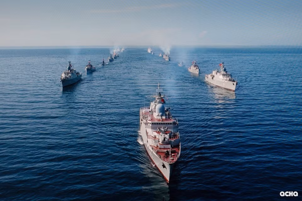 Vietnam Navy stages parade in Cam Ranh on National Day -0