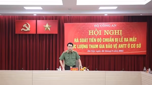 Senior Lieutenant General Luong Tam Quang appointed as new Minister of Public Security ảnh 4
