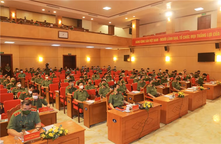 Ministry of Public Security reviews task performance in three first quarters -0