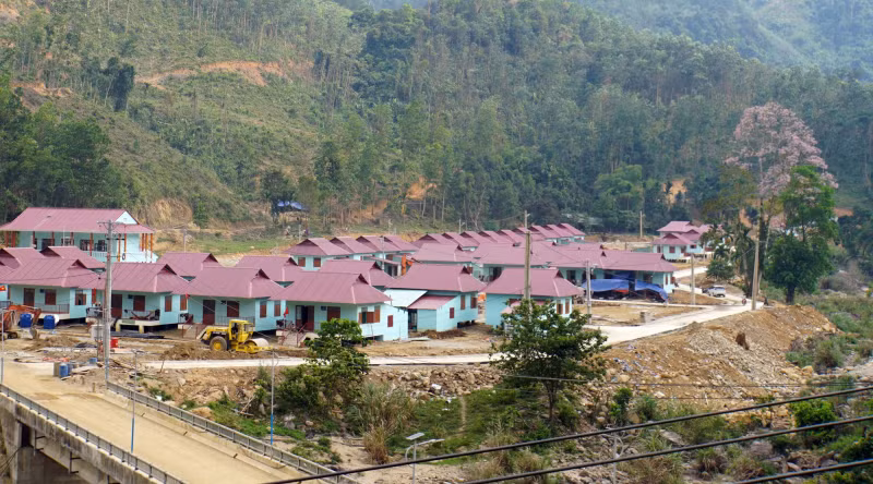 60 billion VND invested in embankments against landslide in Tra Leng -0