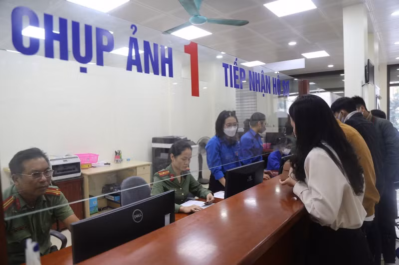 Bac Ninh police issue passport online -0