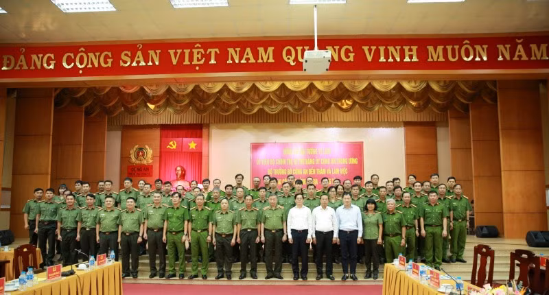 Minister To Lam visits Ba Ria - Vung Tau Provincial Police Department -0