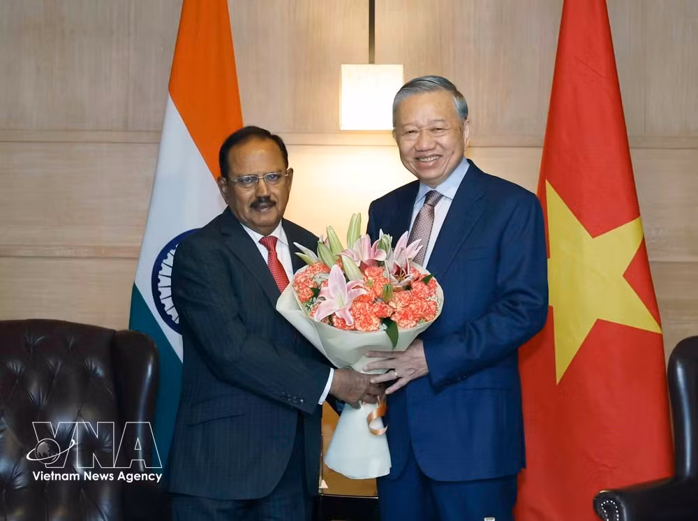 Top Vietnamese leader receives Indian National Security Advisor in New Delhi -0