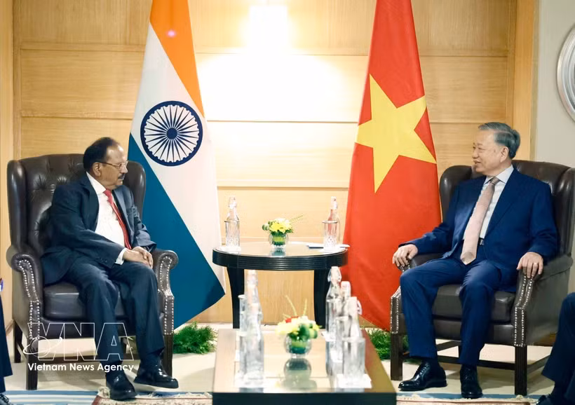 Top Vietnamese leader receives Indian National Security Advisor in New Delhi -0
