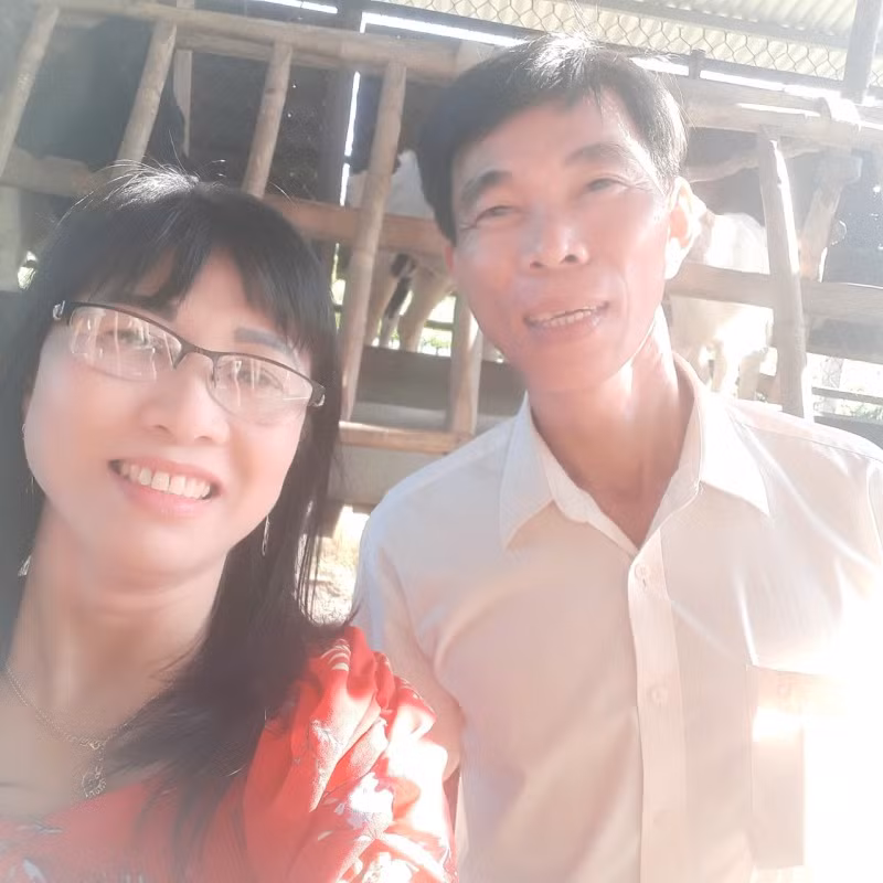 Communal police help local with family reunion -0