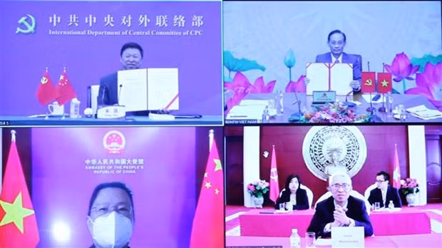 Cooperation through Party channel orients Vietnam-China ties: Party officials -0