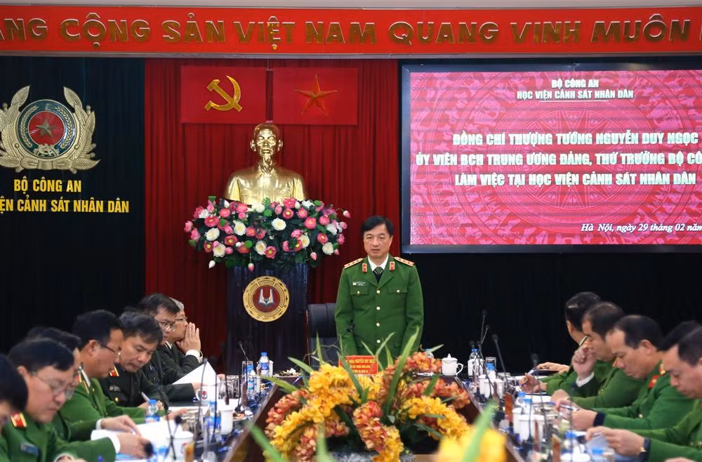 Police Academy needs to improve quality of training and scientific research: Deputy Minister Nguyen Duy Ngoc -0