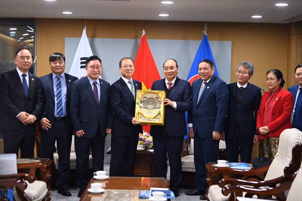 State President hosts Vietnam – RoK friendship, cooperation organisations -0