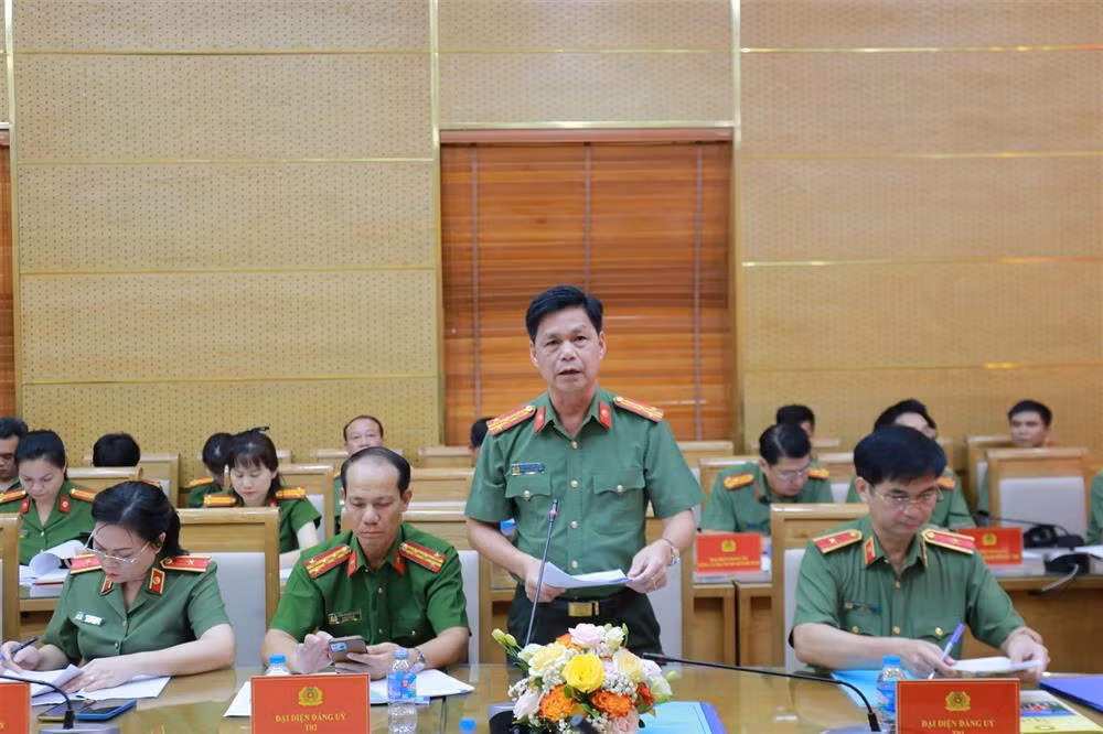 Ministry of Public Security discusses admission of students to Party organizations -0