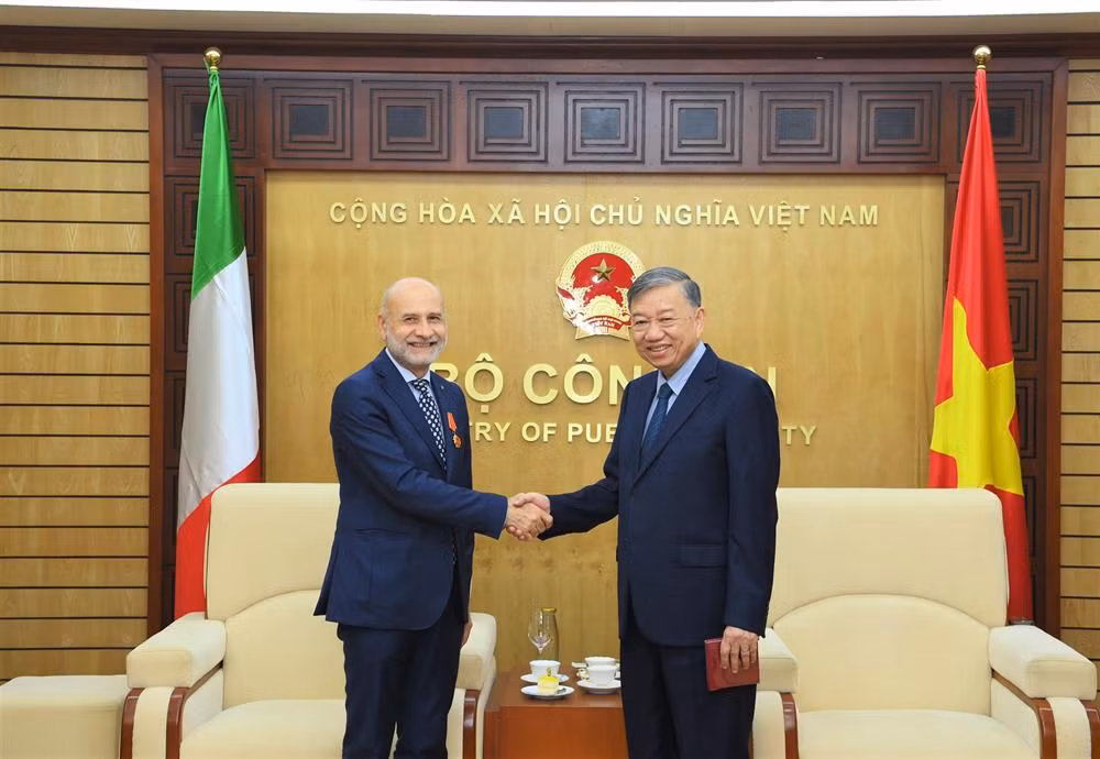 Outgoing Italian Ambassador says good-bye to leadership of Ministry of Public Security -0