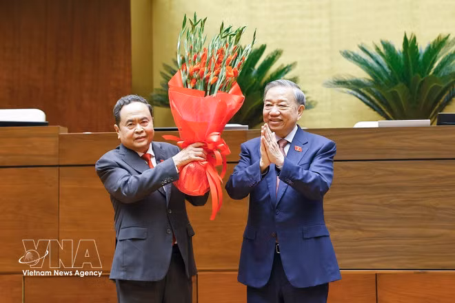 Tran Thanh Man re-elected as Chairman of National Assembly -0