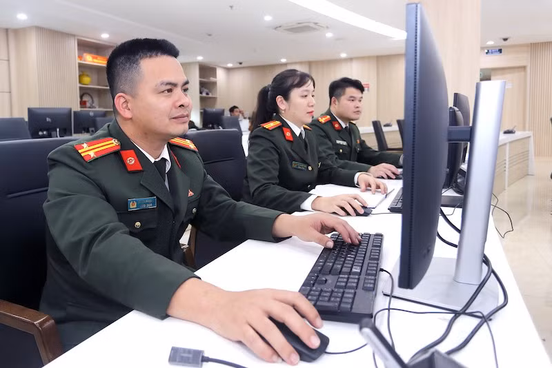 How the Command Information works during 14th National Party Congress -1