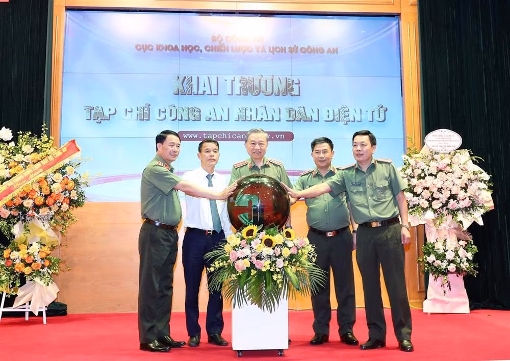 Ministry of Public Security launches Electronic Public Security Magazine -0