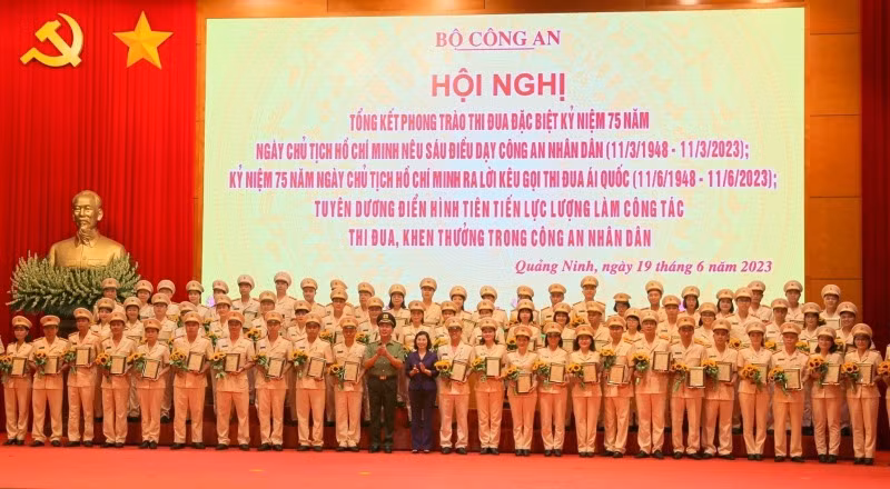 MPS praises officers in charge of emulation and commendation work -0