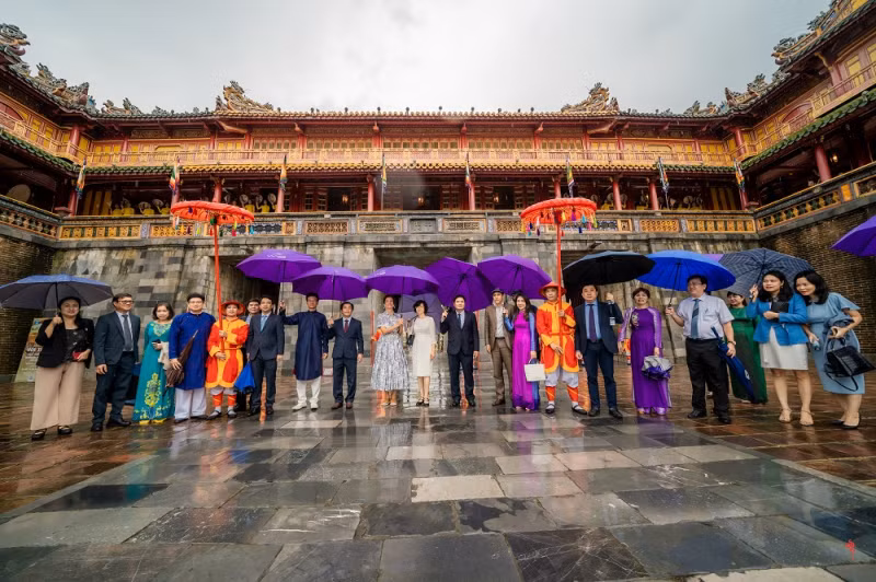 UNESCO Director-General visits Hue cittadel for the first time -0
