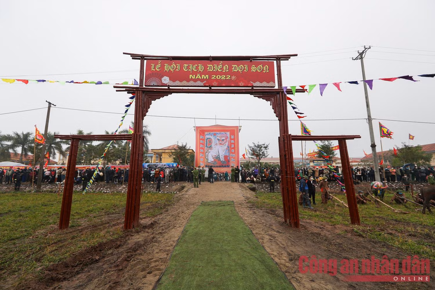 President Nguyen Xuan Phuc performs traditional New Year ploughing festival -0