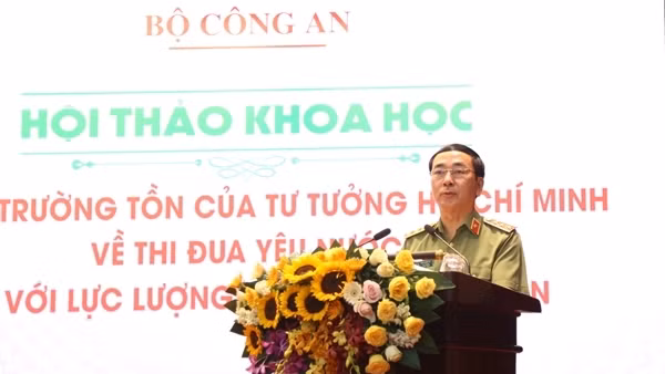 MPS praises officers in charge of emulation and commendation work ảnh 3