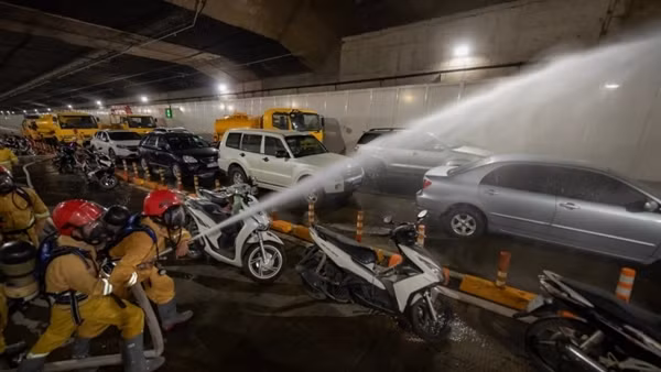 Sea, land, air forces join Quang Ninh’s largest-ever ministry-level firefighting and rescue drill ảnh 12