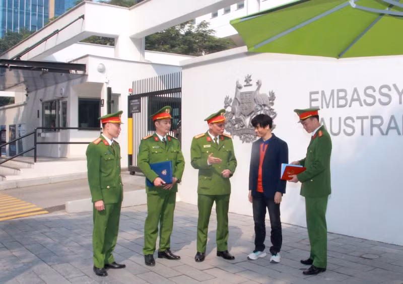 Mobile Police Force deploys all forces to safeguard security and order at the 14th National Party Congress -0