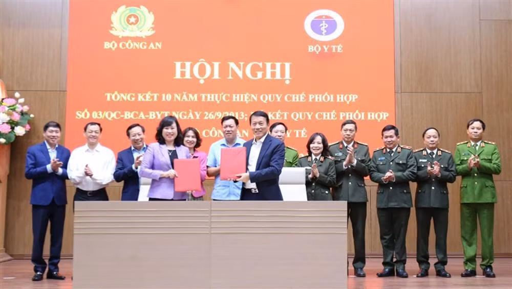 Ministry of Public Security, Ministry of Health sign coordination regulations -0