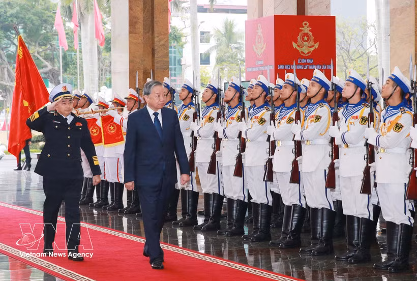 Navy requested to support fishermen, boost defence diplomacy to protect national sovereignty -0