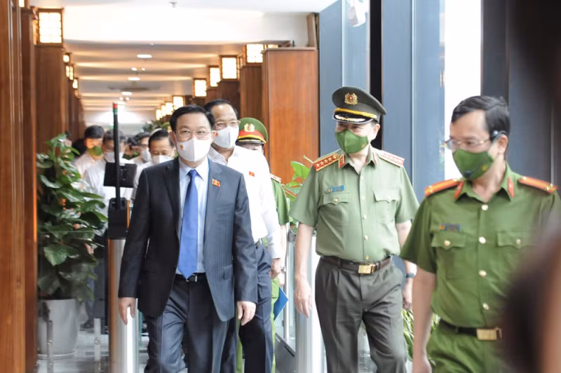 NA chairman visits National Population Data Center -0