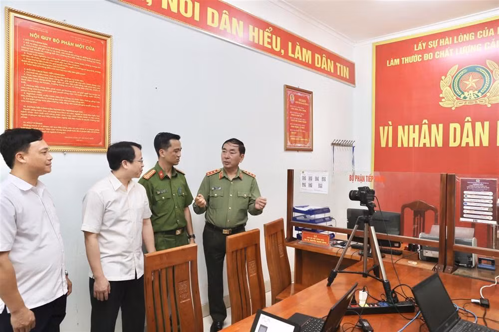 Deputy Minister Tran Quoc To makes working trip to Bac Giang Provincial Police Department -0