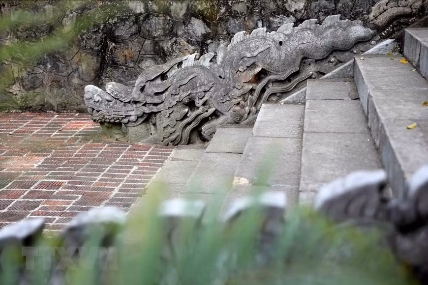Discover four National treasures preserved by Thang Long Heritage Conservation Center -7