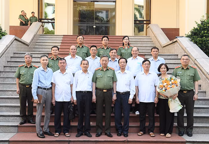 Liaison Board of Cambodia Police Veterans gathers at MPS headquarters -0