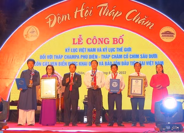 Thua Thien-Hue: Ancient Cham tower announced as world record -0