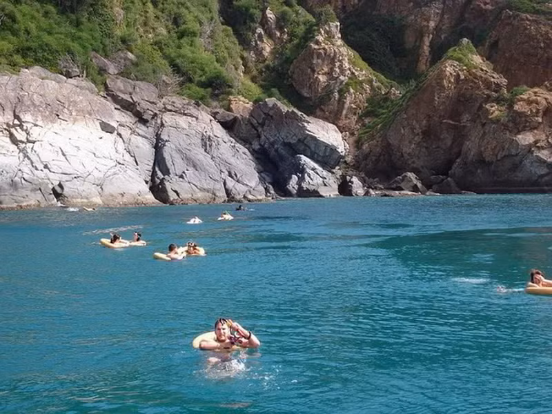 Dive tourism to be halted to protect coral reefs in Nha Trang -0