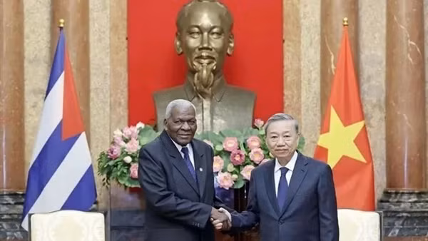 Deputy Minister Tran Quoc To visits Cuba ảnh 3