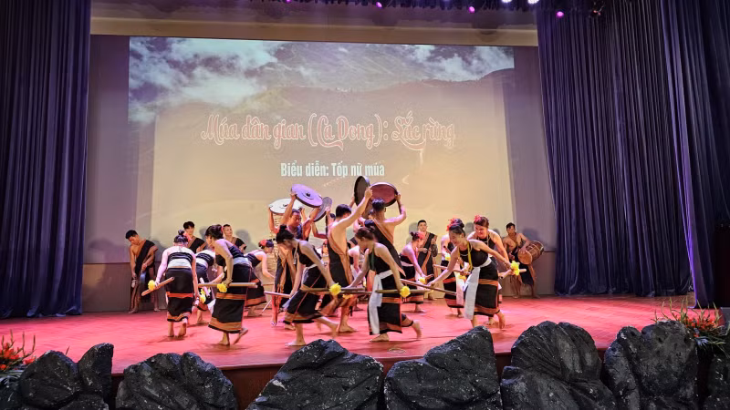 Great Solidarity of Ethnic Groups – Vietnamese Cultural Heritage Week took place in Hanoi -0