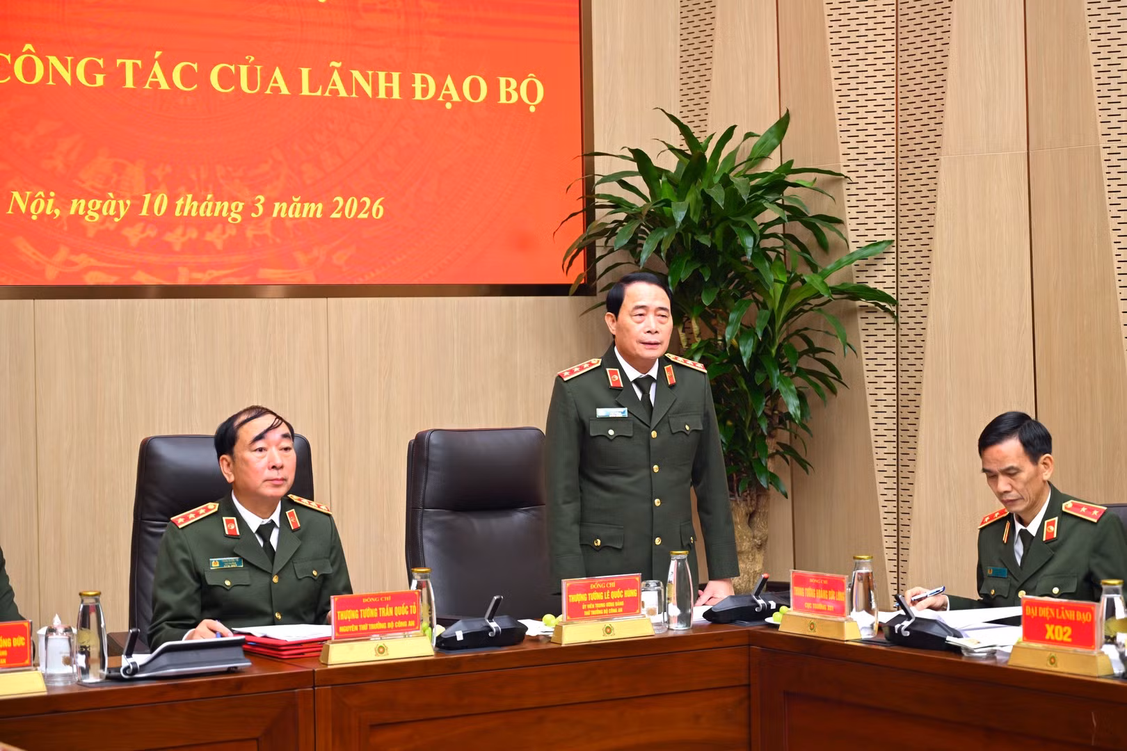 Ministry of Public Security holds leadership responsibilities handover ceremony -0