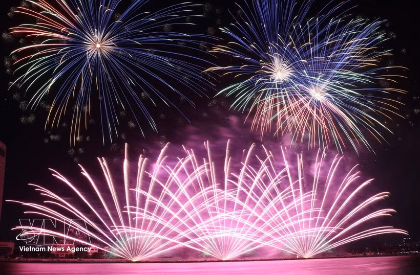 Da Nang international fireworks festival to take place from May 30 to July 11 -0