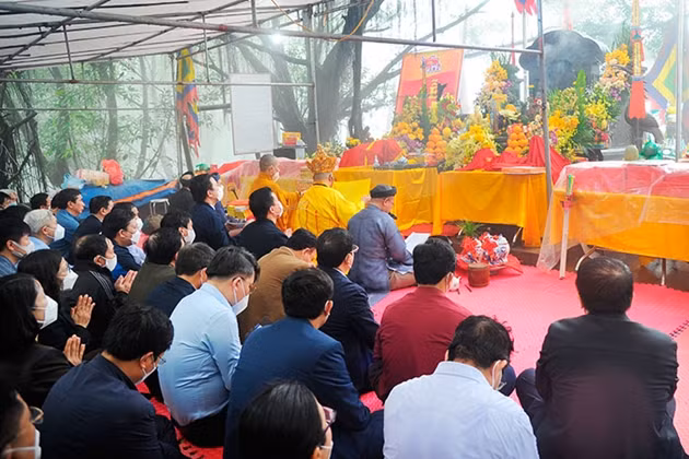 Ritual prays for peace in Con Son – Kiep Bac festival -0