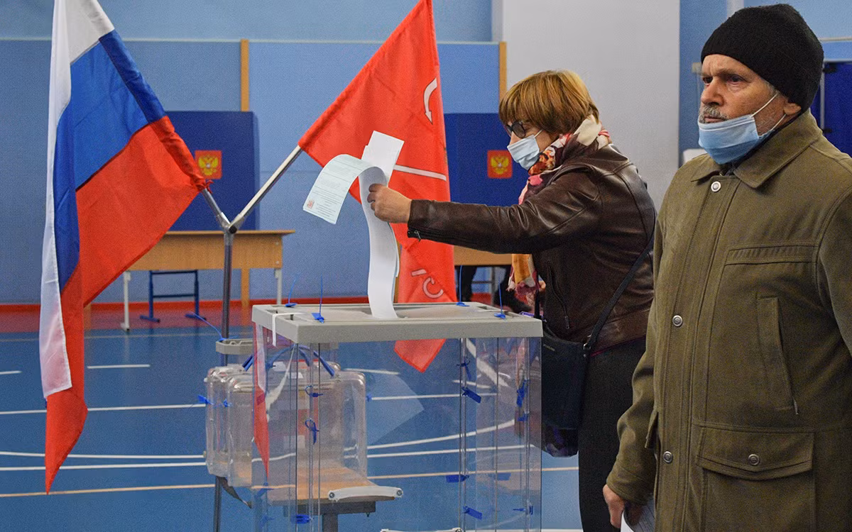 With 90% of reports processed, United Russia gets 49.66% of votes -0