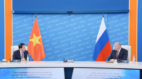 Vietnam, Russia boost cooperation in security, firefighting, and search and rescue 