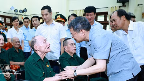 PM urges better care for revolutionary contributors, upholding tradition of gratitude
