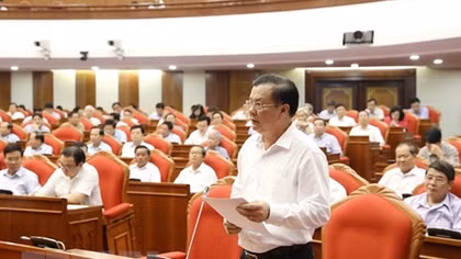 Salary reform heats up Party Central Committee’s 7th plenary meeting