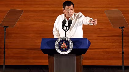 President Rodrigo Duterte invites UN, EU to probe Philippine killings