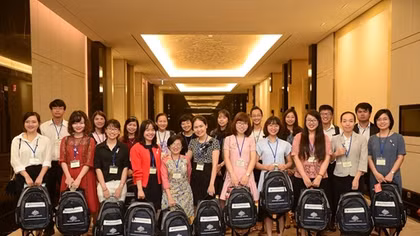 53 Australia Awards scholars leave Vietnam to study 