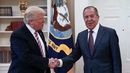 Trump meets Russia foreign minister amid Comey controversy