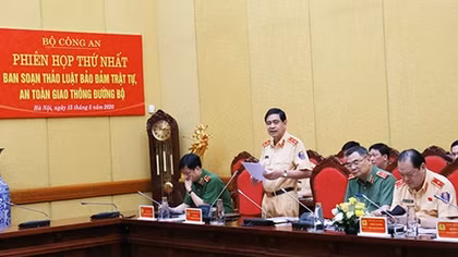 Drafting Board for draft law on ensuring road traffic order and safety convenes first meeting