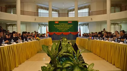 Vietnam, Cambodia agree to cement friendship, cooperation