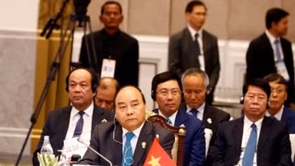 Vietnam ready to join in building strong, resilient ASEAN: PM