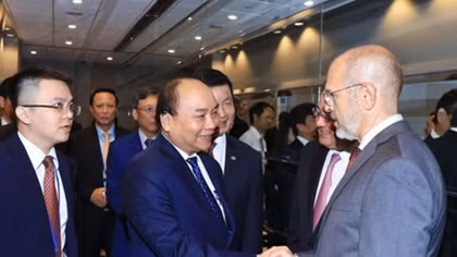 Prime Minister meets US firms to talk investment in Vietnam