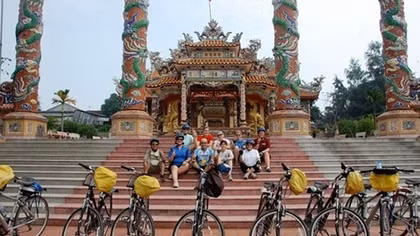 Hue offers smart bicycle system to serve tourists 