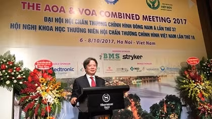 Viet Duc Hospital takes the lead in regional robotic surgery 