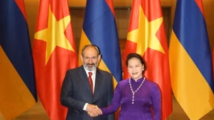 Parliamentary leader welcomes Armenian Prime Minister